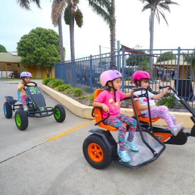 Kids stay free these winter school holidays in Lakes Entrance image